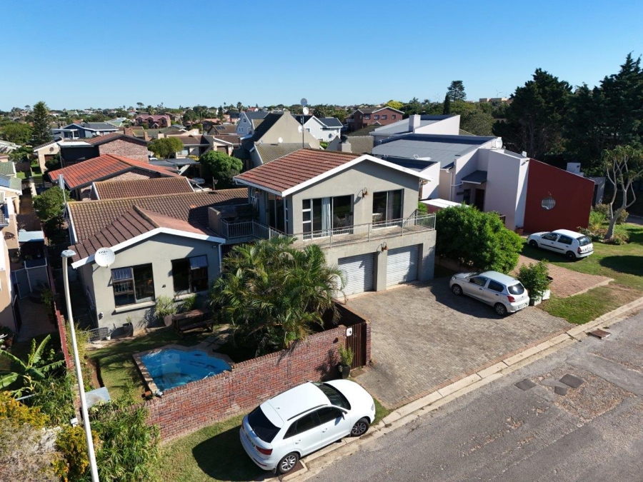 4 Bedroom Property for Sale in Noorsekloof Eastern Cape